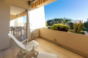 3 bedroom apartment of 90m2 with a spacious terrasse and a parking spot !